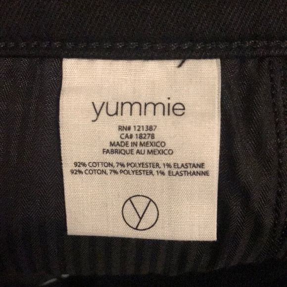 Yummie Women’s Size 25 Black Mid-Rise Dark Wash Skinny Jean NWT - Picture 12 of 12